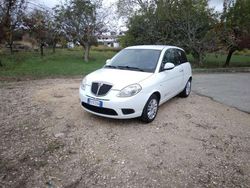Bianco Usata 2010 Lancia Ypsilon Due volumi | 5800 € (Molto cara)