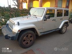 Grigio Usata 2012 Jeep Wrangler Sahara SUV | 25.000 € (Molto cara)