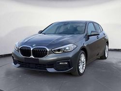 Grigio Usata 2021 BMW 118 Advantage Due volumi | 25.900 € (Buon prezzo)