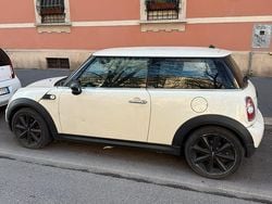 Usata 2012 Mini Cooper Due volumi | 3000 €