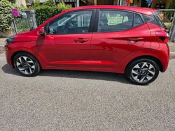 Rosso Usata 2023 Hyundai i10 Prime Due volumi | 15.300 € (Buon prezzo)