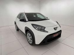 Super white Usata 2024 Toyota Aygo Active Due volumi | 15.900 € (Buon prezzo)