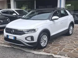 Bianco Usata 2022 VW T-Roc Life SUV | 22.000 € (Buon prezzo)