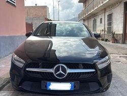 Usata 2018 Mercedes A180 Executive Tre volumi | 18.500 € (Ottimo prezzo)