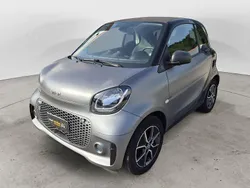 Harmaa Käytetty 2022 Smart ForTwo Electric Drive Passion Sedan | 12.990 € (Hyvä tarjous)