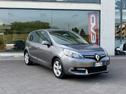 Grigio Usata 2013 Renault Scénic III XMOD Monovolume | 6900 € (Buon prezzo)