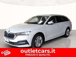 Bianco luna metallizzato Usata 2024 Skoda Octavia Ambition Station wagon | 27.500 € (Buon prezzo)