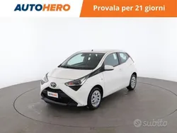 Bianco Usata 2021 Toyota Aygo X-play Due volumi | 11.399 € (Buon prezzo)