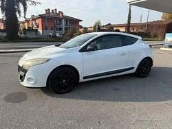 Bianco Usata 2010 Renault Mégane Coupé Dynamique Coupé | 2190 € (Ottimo prezzo)
