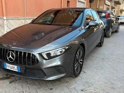 Grigio Usata 2018 Mercedes A180 Tre volumi | 16.400 € (Buon prezzo)