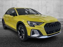 Giallo Usata 2024 Audi A3 e-tron Business Due volumi | 37.400 € (Buon prezzo)