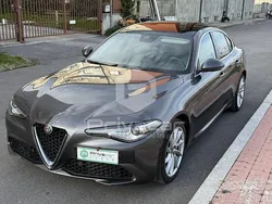 Grigio Usata 2019 Alfa Romeo Giulia Executive Tre volumi | 20.750 € (Super prezzo)