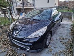 Usata 2007 Peugeot 207 CC Cabrio | 1299 € (Super prezzo)
