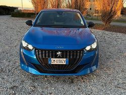 Blu Usata 2023 Peugeot 208 Allure Due volumi | 17.500 € (Cara)