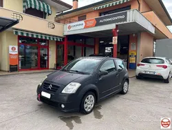 Nero Usata 2006 Citroën C2 Elegance Due volumi | 3900 € (Molto cara)