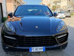 Nero Usata 2013 Porsche Cayenne Turbo SUV | 30.000 € (Buon prezzo)
