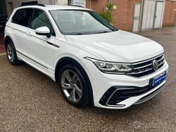 Bianco Usata 2021 VW Tiguan R-line SUV | 27.900 € (Cara)