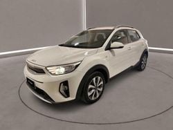 Bianco Usata 2022 Kia Stonic Style SUV | 16.300 € (Buon prezzo)