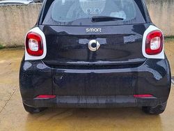 Nero Usata 2015 Smart ForFour Due volumi | 8200 € (Buon prezzo)