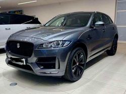 Usata 2016 Jaguar F-Pace R-Sport SUV | 18.900 € (Buon prezzo)