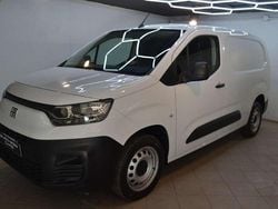 Bianco Usata 2023 Fiat Doblò Monovolume | 15.990 € (Buon prezzo)