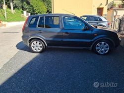 Blu Usata 2006 Ford Fusion Due volumi | 800 € (Super prezzo)