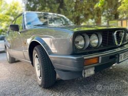 Grigio Usata 1984 Alfa Romeo Alfetta Tre volumi | 13.000 €