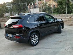 Nero Usata 2018 Jeep Cherokee SUV | 11.000 €