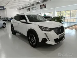 Bianco Usata 2020 Peugeot 2008 Allure SUV | 18.900 € (Cara)