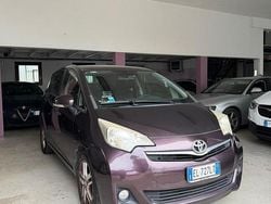 Viola Usata 2012 Toyota Verso-S Monovolume | 6000 € (Cara)