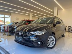 Nero Usata 2018 Fiat Tipo Lounge Tre volumi | 10.900 € (Buon prezzo)