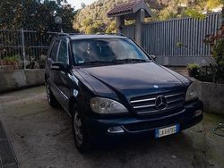 Blu Usata 2002 Mercedes ML270 SUV | 6000 € (Cara)