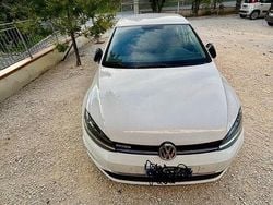 Bianco Usata 2017 VW Golf VII Due volumi | 14.700 € (Buon prezzo)