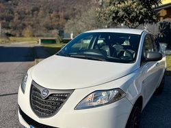 Bianco Usata 2015 Lancia Ypsilon Due volumi | 6000 € (Buon prezzo)
