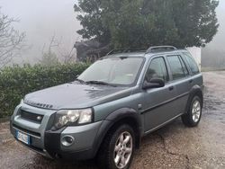 Verde Usata 2005 Land Rover Freelander SUV | 2000 €