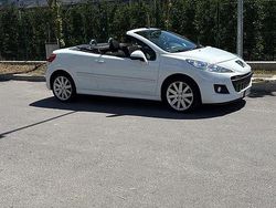 Bianco Usata 2013 Peugeot 207 CC Cabrio | 6900 € (Buon prezzo)