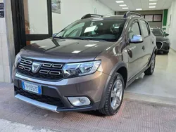 Beige Usata 2019 Dacia Sandero Stepway Due volumi | 9500 € (Buon prezzo)