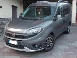 Grigio Usata 2019 Fiat Doblò Trekking Monovolume | 17.500 € (Molto cara)
