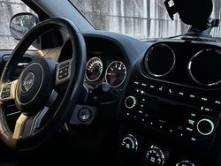 Nero Usata 2012 Jeep Compass Limited SUV | 6900 € (Cara)