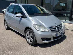 Grigio Usata 2009 Mercedes A150 Elegance Monovolume | 3500 € (Buon prezzo)