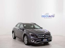 Grigio Usata 2017 Mercedes GLA180 Executive SUV | 17.900 € (Buon prezzo)