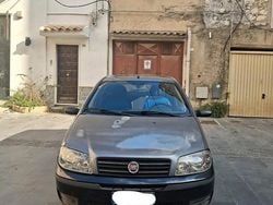 Grigio Usata 2004 Fiat Punto Due volumi | 1400 €