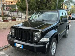 Nero Usata 2010 Jeep Cherokee Sport SUV | 9500 € (Cara)