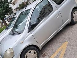 Usata 2001 Toyota Yaris | 1500 €