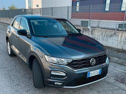 Grigio Usata 2020 VW T-Roc SUV | 19.000 € (Cara)