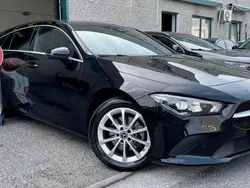 Nero Usata 2022 Mercedes CLA180 Executive Tre volumi | 27.999 € (Cara)