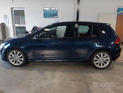 Blu Usata 2013 VW Golf Highline Tre volumi | 8000 € (Buon prezzo)