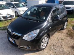 Nero Usata 2010 Opel Agila Due volumi | 3700 € (Buon prezzo)