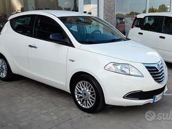Bianco Usata 2014 Lancia Ypsilon Silver Due volumi | 6900 € (Buon prezzo)