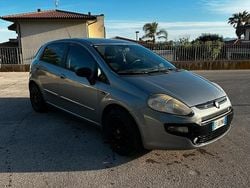 Grigio Usata 2010 Fiat Punto Evo Due volumi | 2999 € (Buon prezzo)